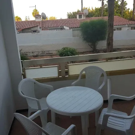 5 Min Walk From Yumbo! 120 Apartment *
